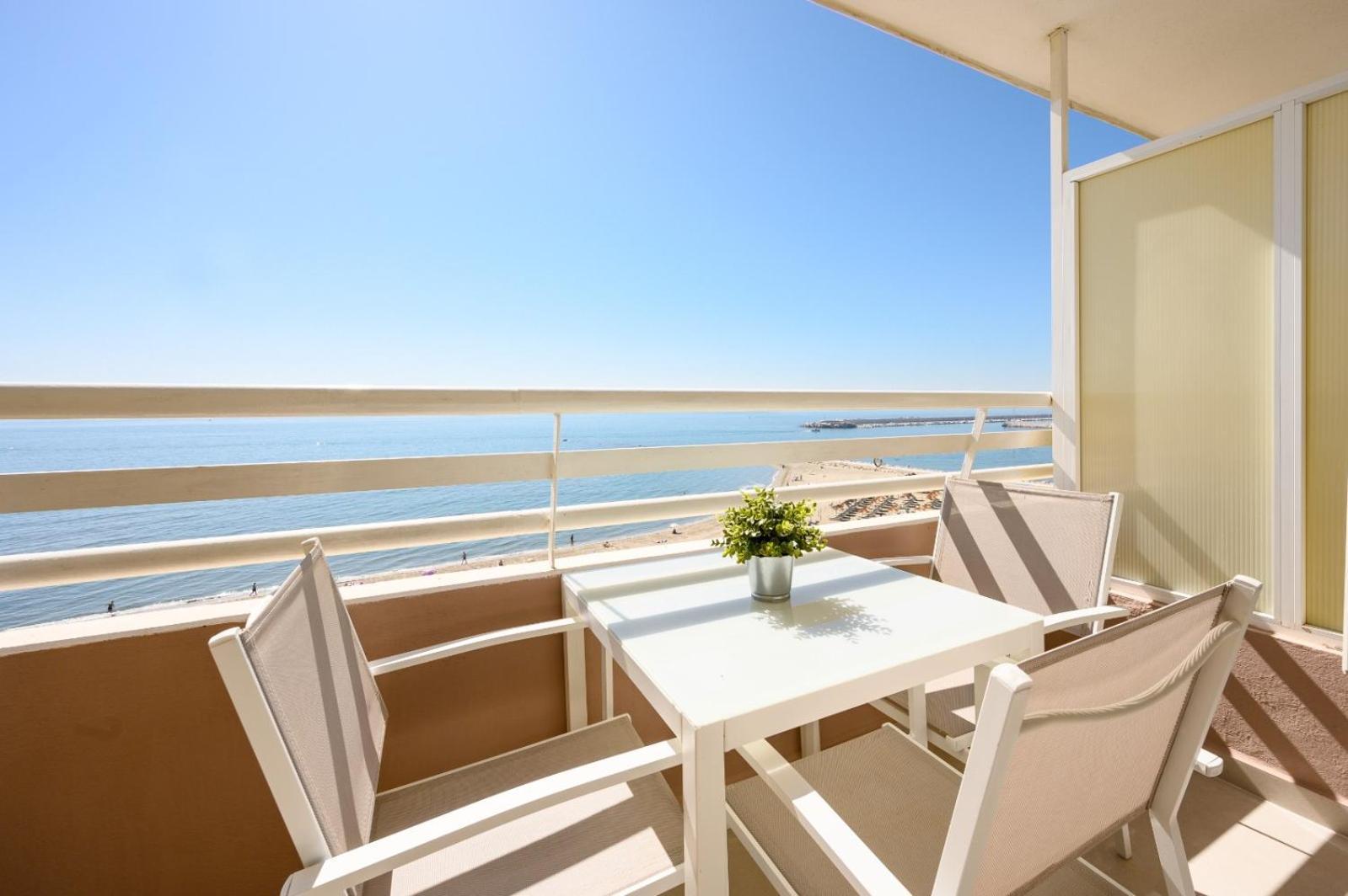 Stella Maris - Amazing Frontal Sea Views With Pool & Terrace By 10Tosea Lägenhet Fuengirola Exteriör bild