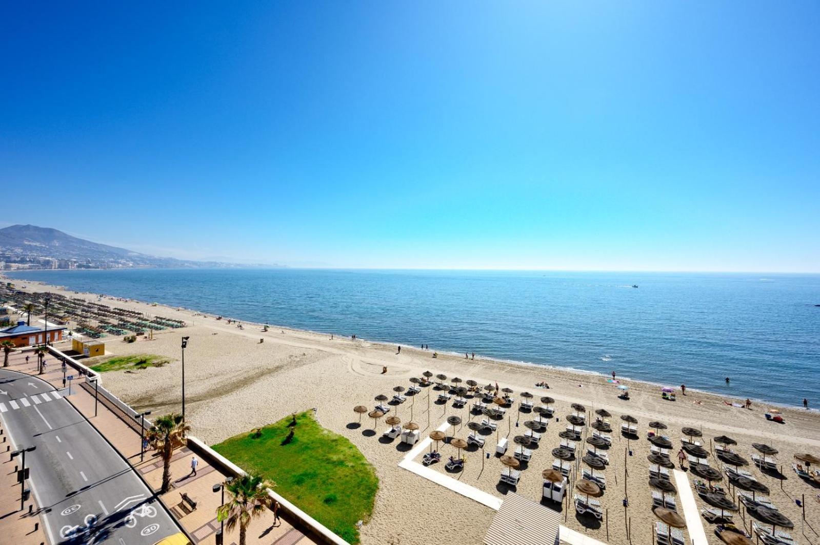 Stella Maris - Amazing Frontal Sea Views With Pool & Terrace By 10Tosea Lägenhet Fuengirola Exteriör bild