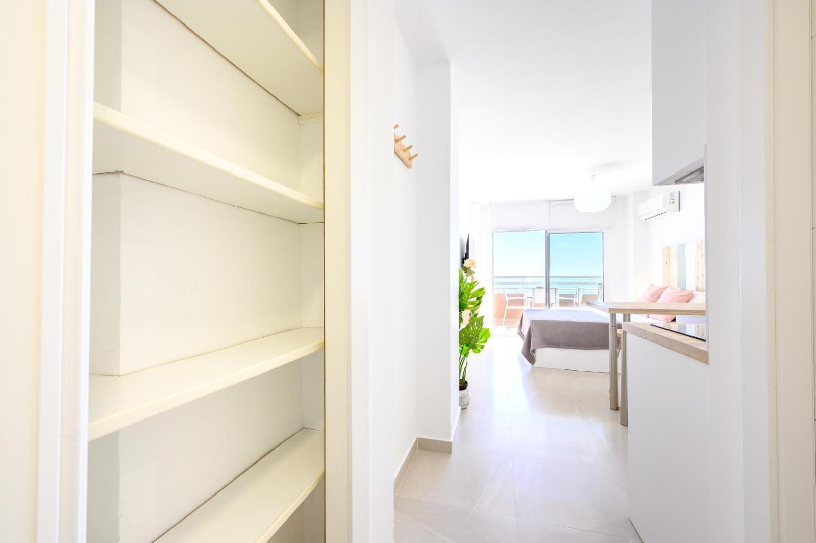 Stella Maris - Amazing Frontal Sea Views With Pool & Terrace By 10Tosea Lägenhet Fuengirola Exteriör bild